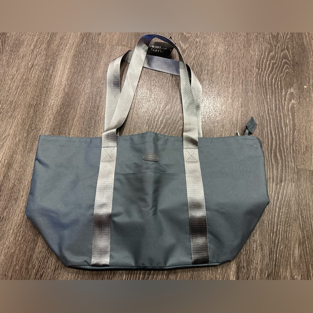 Lily and drew weatherproof bag